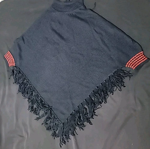 Exotic Hand Knitted Wool Crochet Poncho Black And Red - photo 4