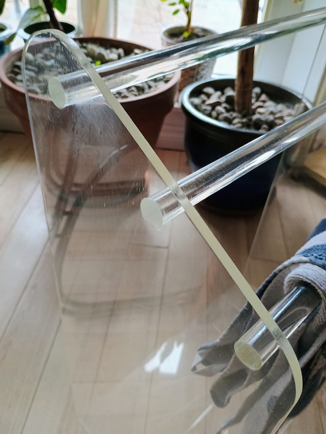 Lucite vintage towel rack - photo 3