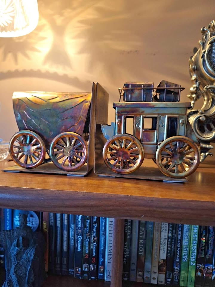 Vintage Metal Stagecoach and Wagon Bookends