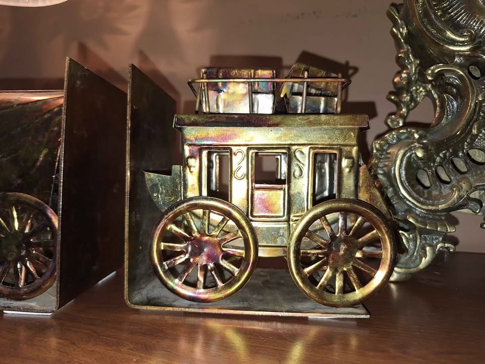 Vintage Metal Stagecoach and Wagon Bookends - photo 4