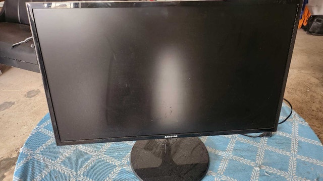 Samsung S27F350FHN - photo 2