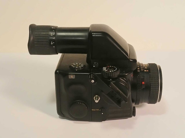 Mamiya 645 Pro Camera w 80 mm lens - photo 5