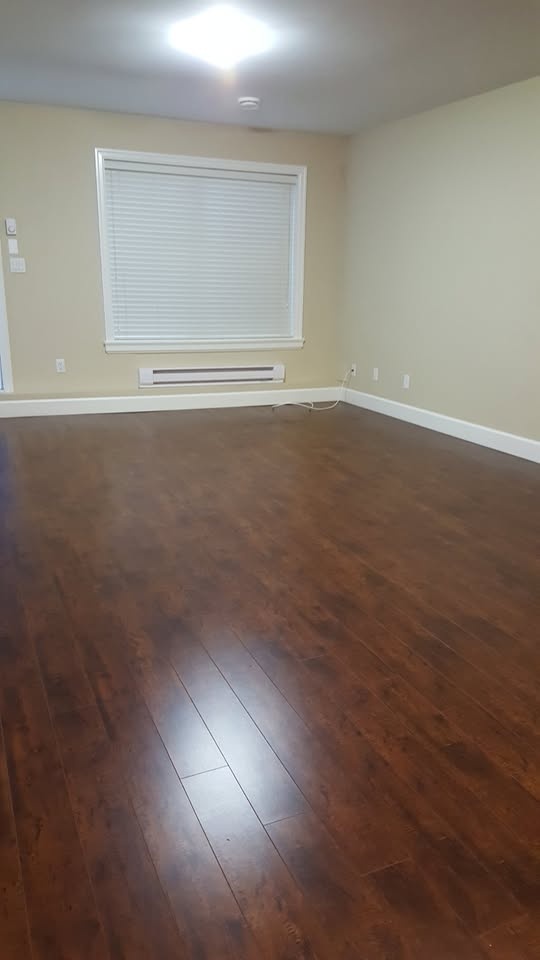 1 Bed 1 Bath - House - photo 3