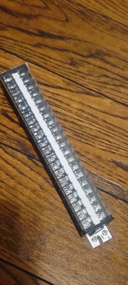 Barrier terminal strip block - 600v 20a