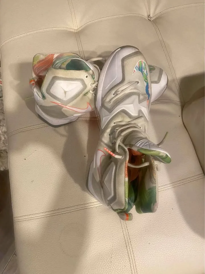 Lebron 13 basketball shoes size 12 thumbnail