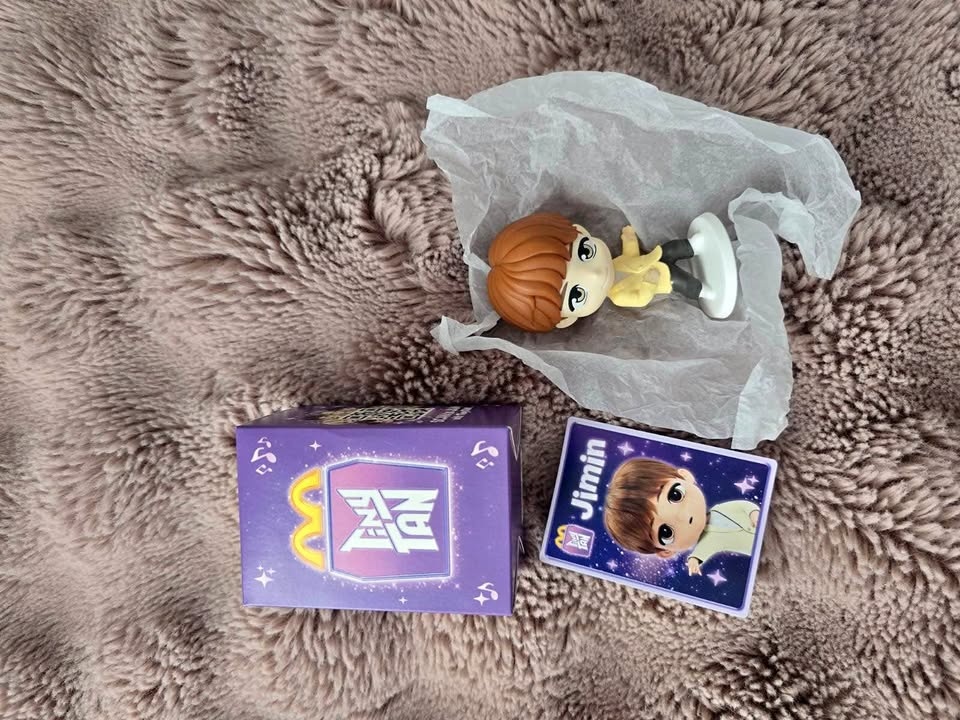 Tiny Tan Jimin McDonald’s toy