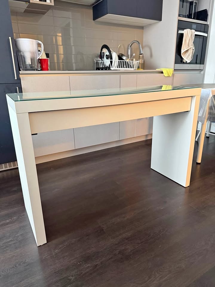 Makeup dressing table with drawer, in excellent condition.