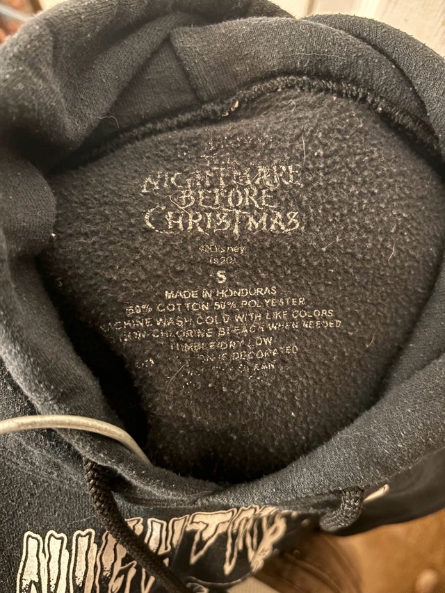 Hot Topic “The Nightmare Before Christmas” Hoodie – Size Small - photo 3