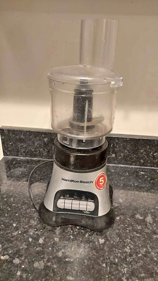 Hamilton beach mixie base + onion choper jar