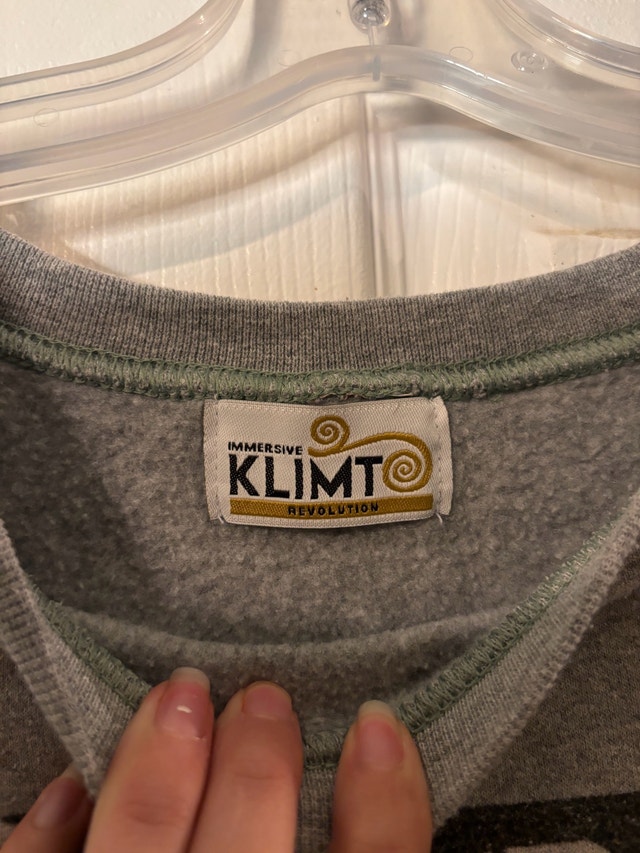 Immersive Klimt Revolution Crewneck – Size L (Unisex) - photo 3