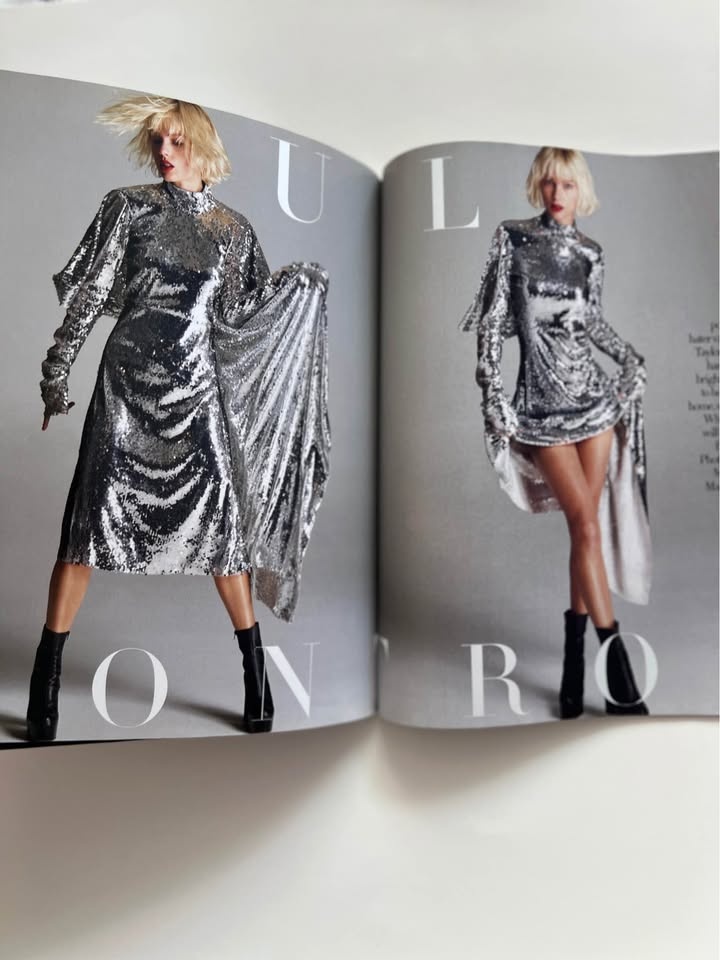 Tyler Swift magazines - photo 5