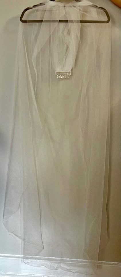 Floor Length Wedding Veil - photo 4
