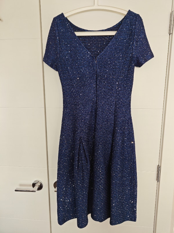 Women St. John Formal Evening Dress Sparkle Sequin Knit Size: 4 - photo 5