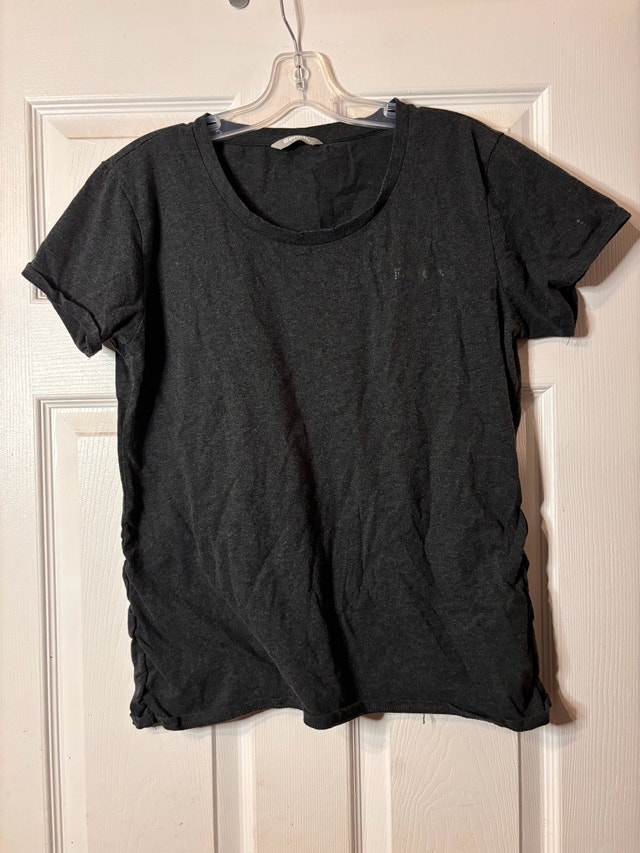Bench Charcoal Crewneck T-Shirt – XL