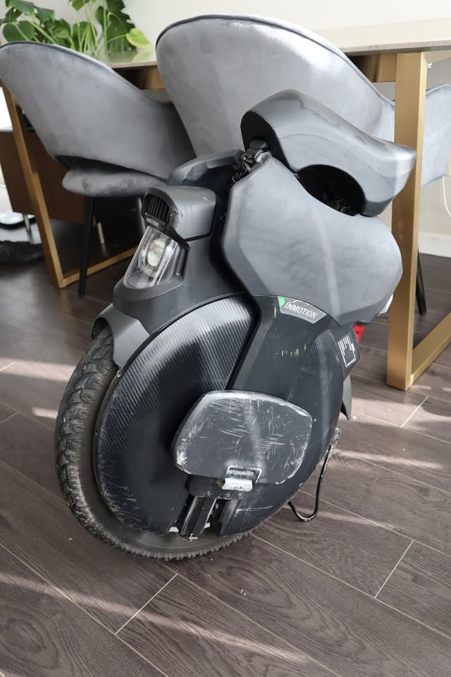 Inmotion V11
