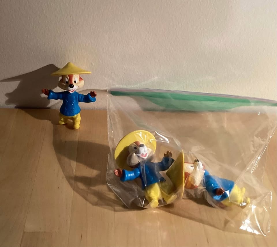 Vintage disney epcot figures - photo 5