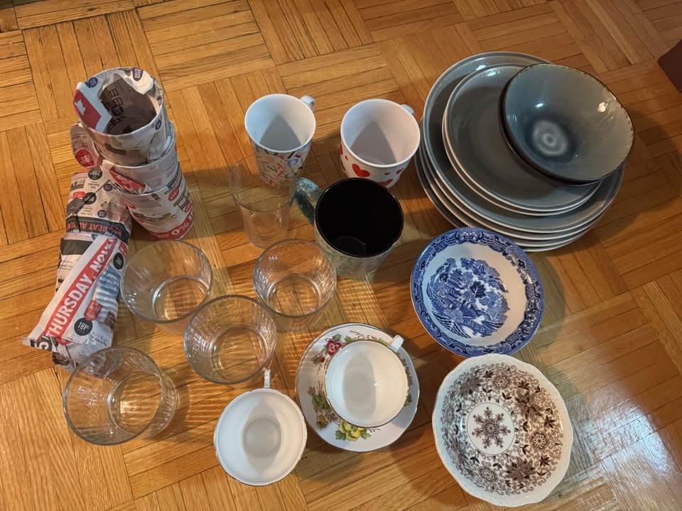 Assorted crockery’s/ Kitchen glassware - photo 3