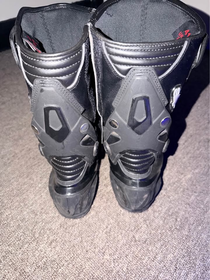 Alpinestars Motorcycle Boots - photo 4