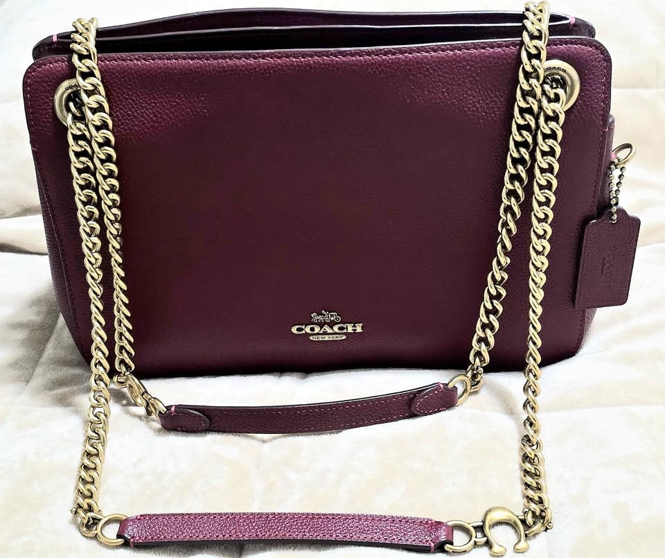 Gorgeous Burgundy 100% Pebbled Leather, Authentic bag from COACH