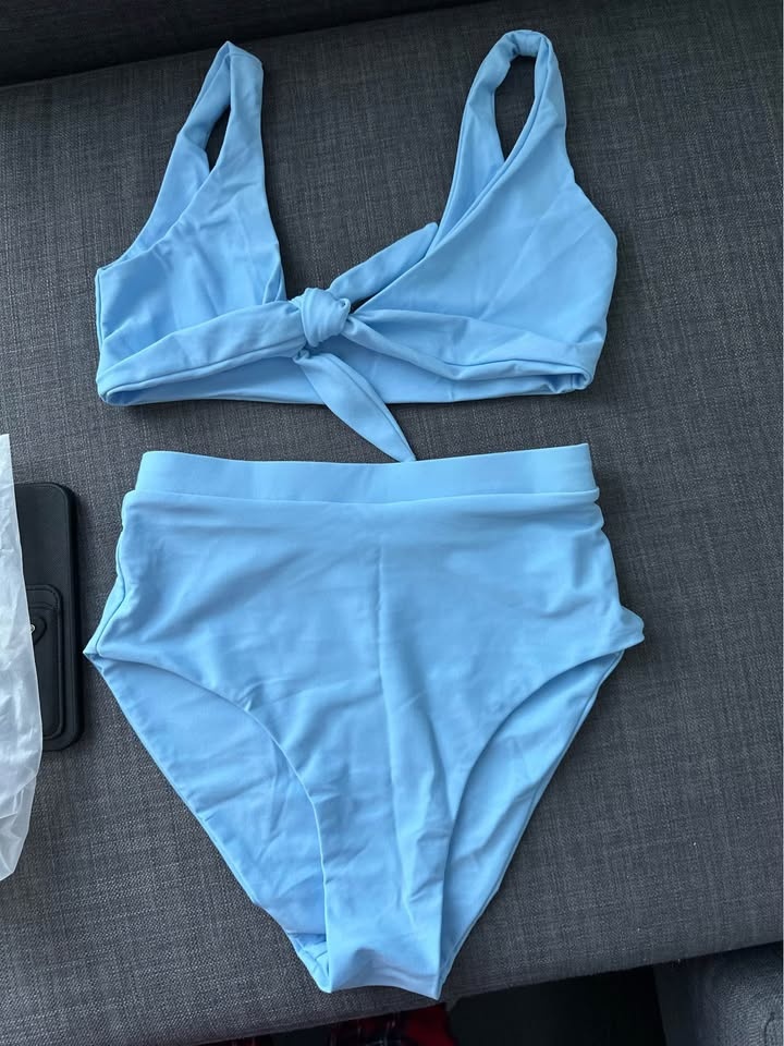 Women’s swimsuit - size S - photo 3