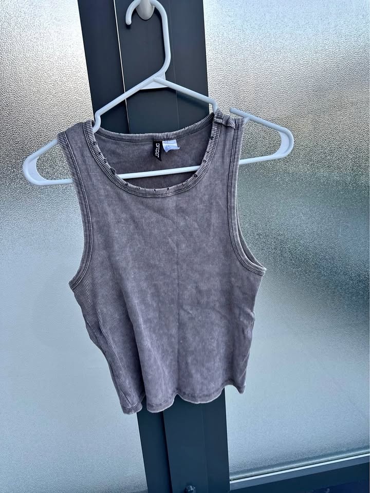 Women top - size S