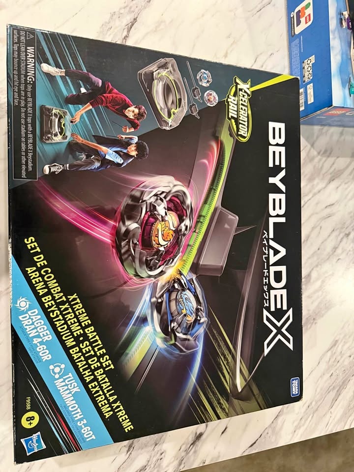 BeybladeX Xtreme Battle Set