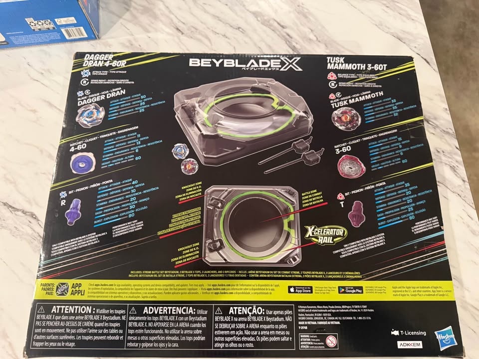 BeybladeX Xtreme Battle Set - photo 2