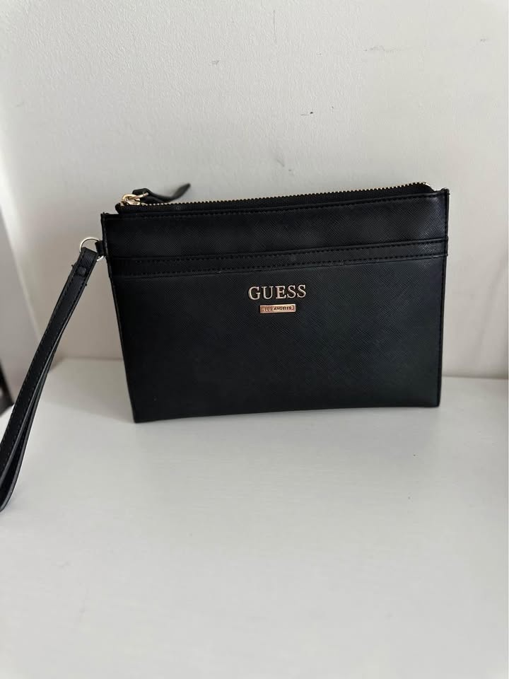 Guess Clutch purse - photo 2