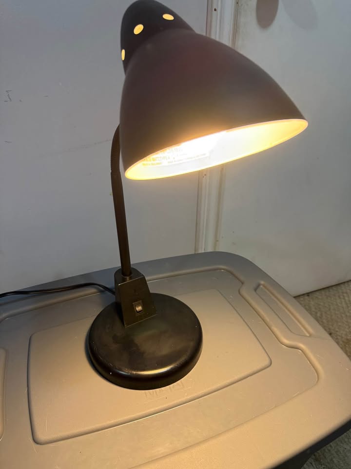 Medium sized lamp - photo 2