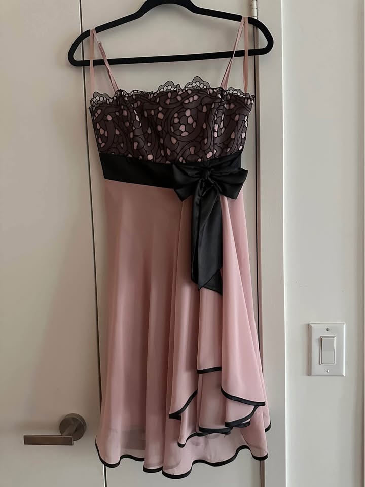 Elegant dress - new, never worn