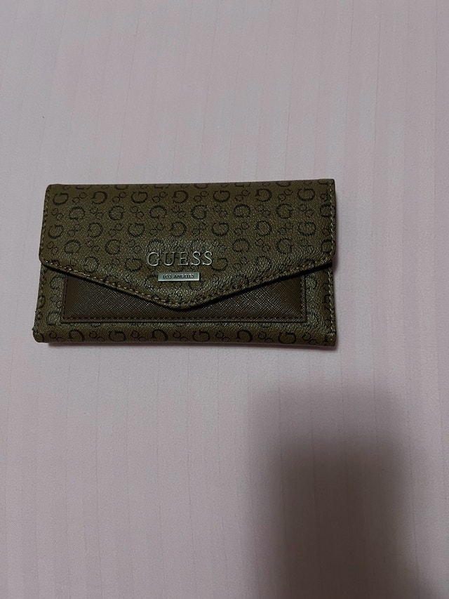 Guess Wallet