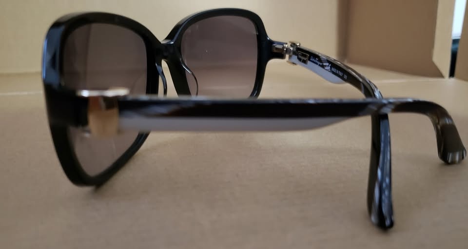 Salvatore Ferragamo Sunglasses - Genuine - Unisex - Brand New - photo 5