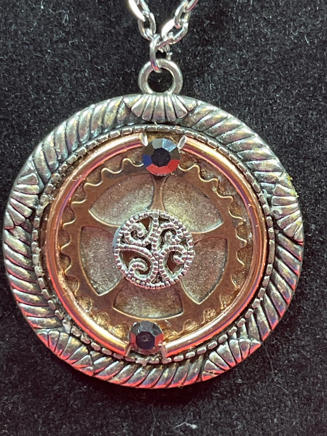Steampunk Style Necklace - photo 2