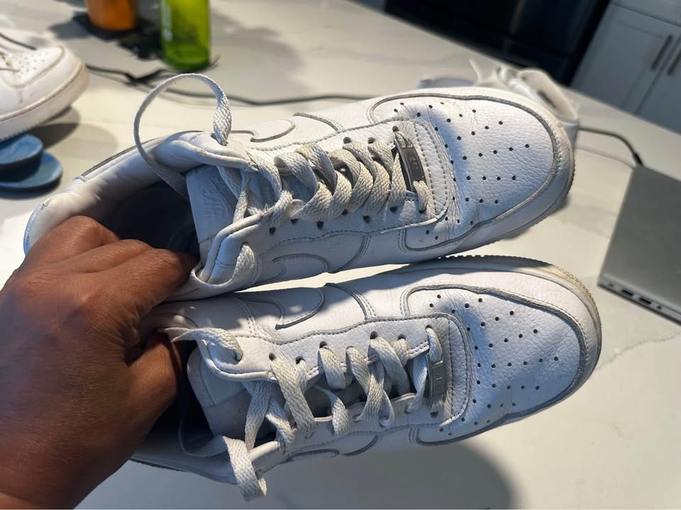 Drake x Nike Air Force 1 Low M 8.5 - photo 2