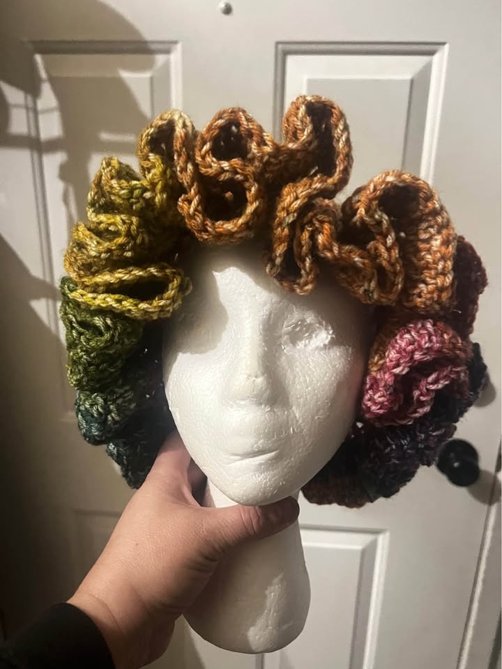 Crochet Ruffle Brim Hat