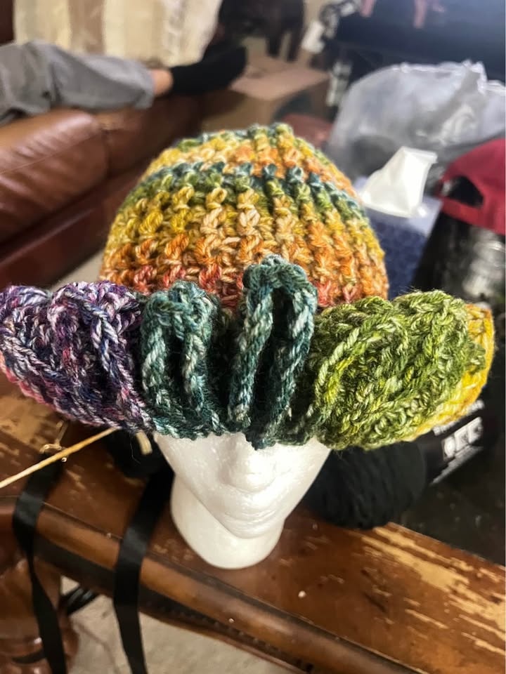 Crochet Ruffle Brim Hat - photo 2