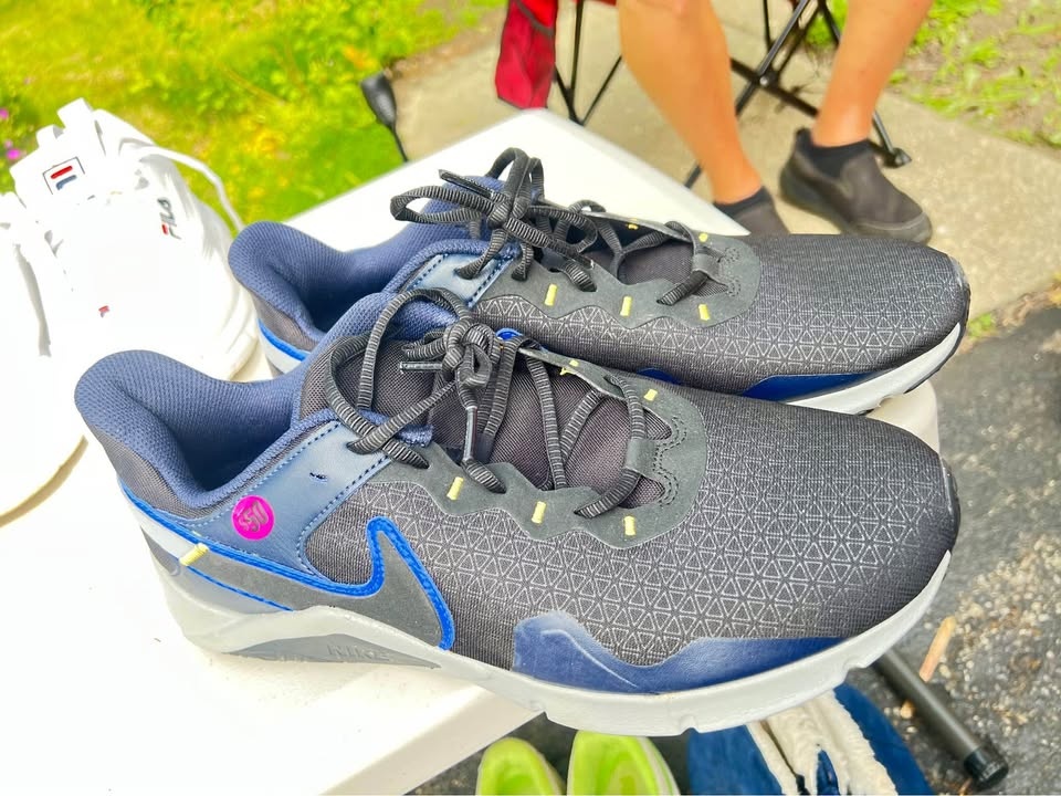 Nike Men gym shoe size 11.5