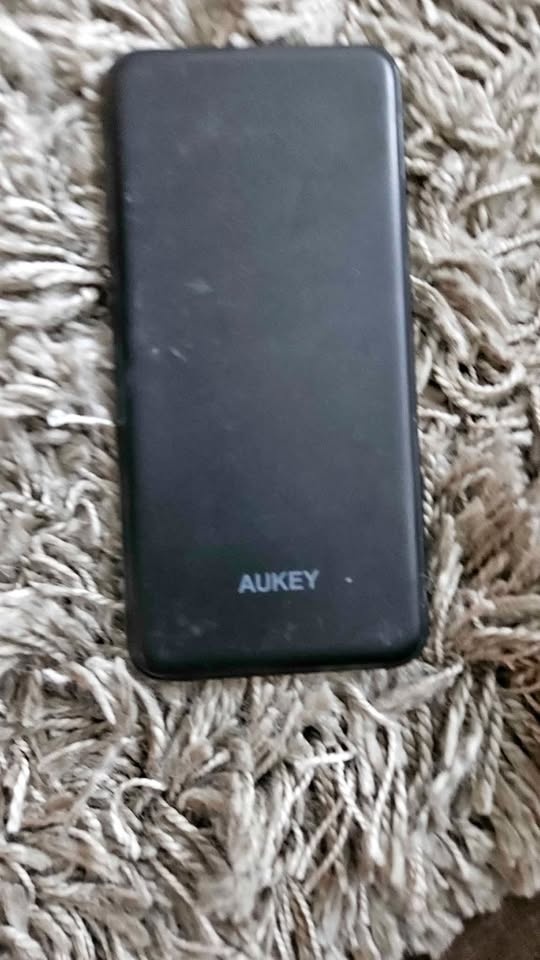 Aukey 20000 MAH power bank