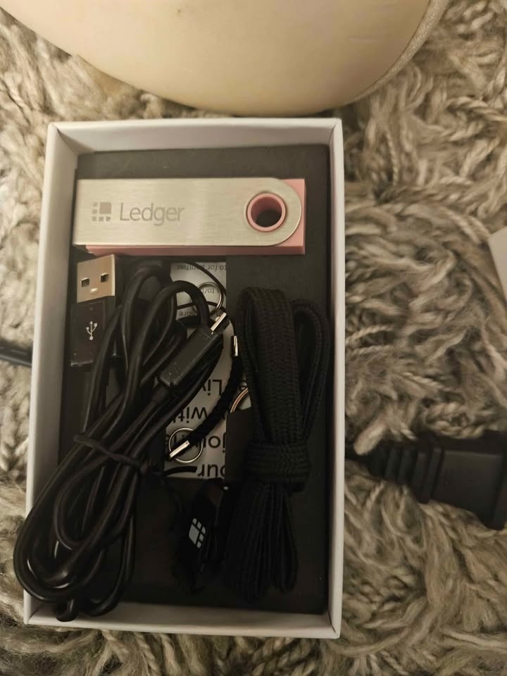 Pink Ledger Nano - photo 2