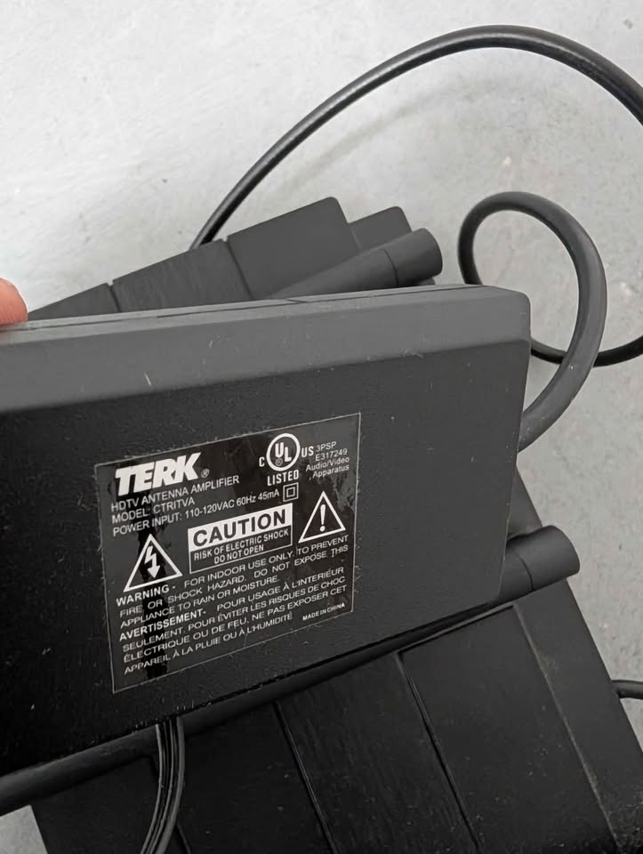 TERK HDTV Indoor Antenna w/ Amplifier (CTRITVA) - photo 2