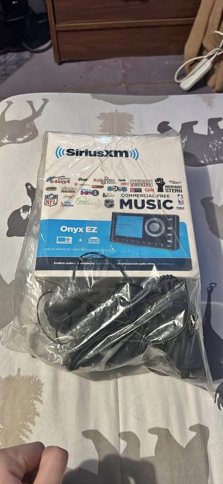 SiriusXM Radio and Vehicle Kit