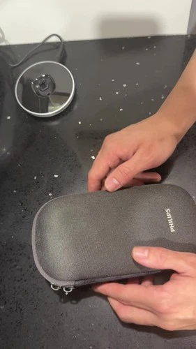 Philips Norelco i9000 Prestige Ultra Electric Shaver - photo 2