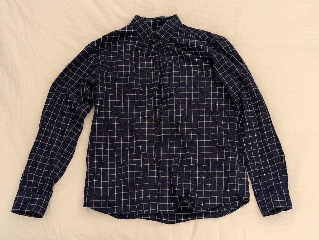 Uniqlo Men's Flannel Blue And White Stripe Size Medium