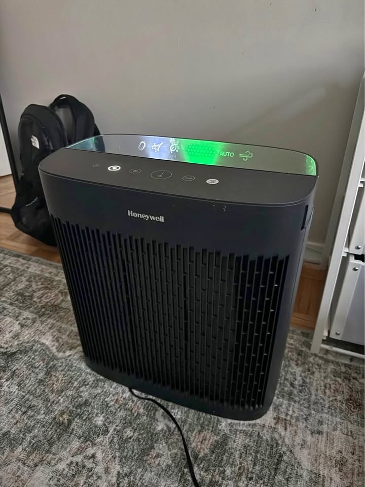 Honeywell HEPA Air Purifier 5250BC
