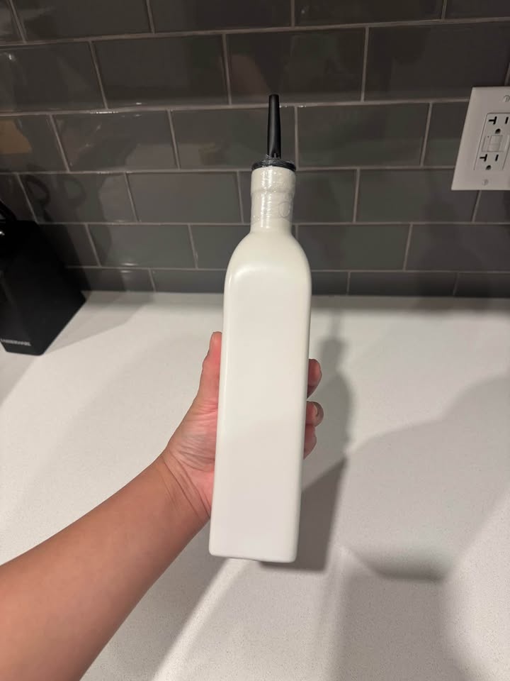 White Large Oil Bottle (Brand New) - photo 4