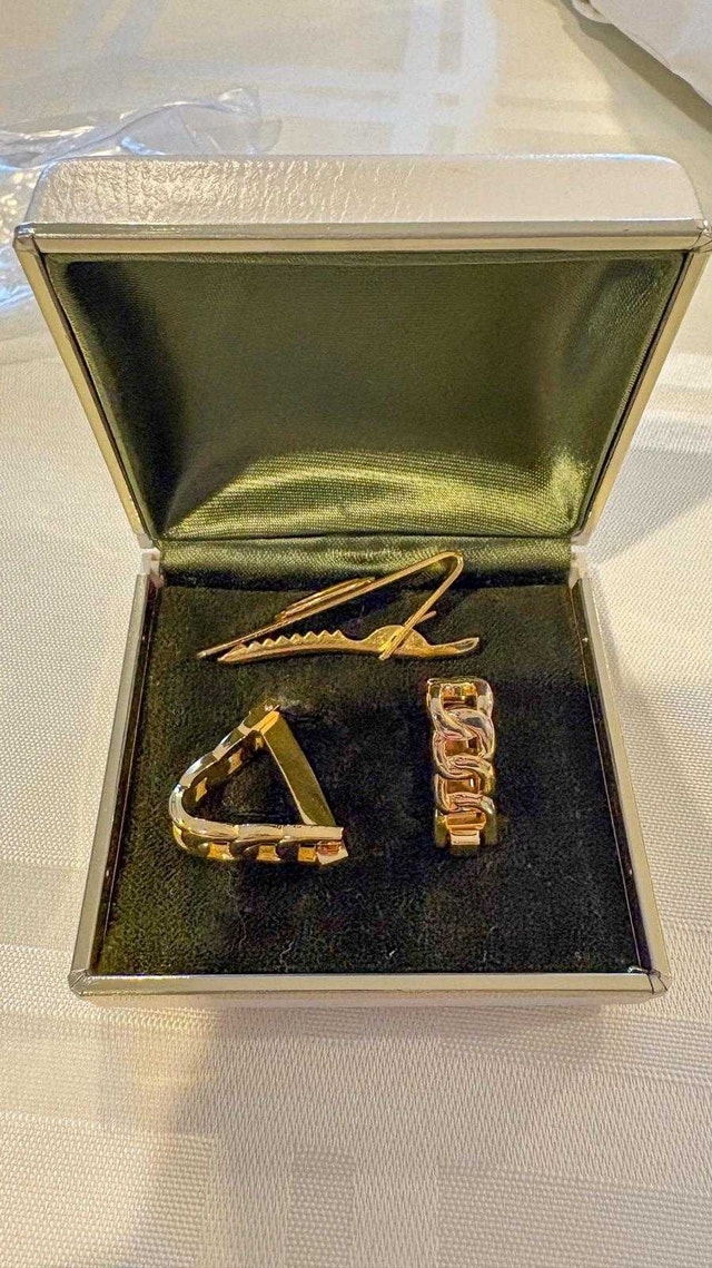 Golden Tie Clip + Cufflinks