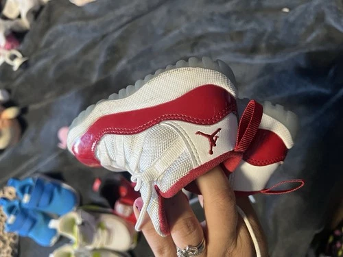 Toddler Air Jordan 11 Varsity Red 5C - photo 5