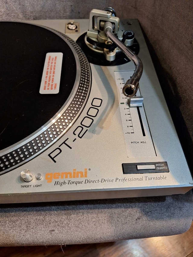 Gemini PT-2000 High-TorqueDirect Drive ProfessionalTurntable - photo 3