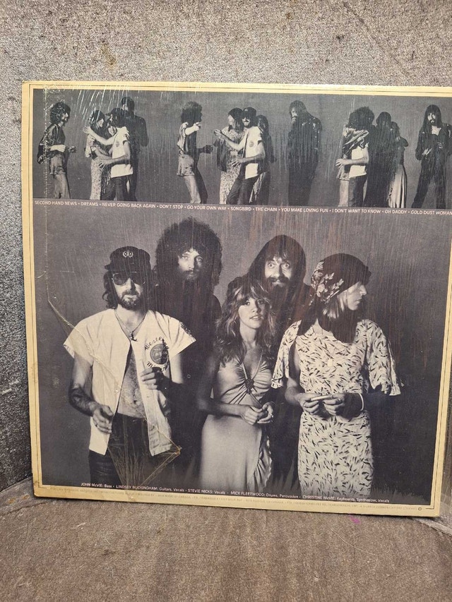 Fleetwood Mac Rumors LP Canadian Pressing 1977 VG+ In Shrink - photo 2
