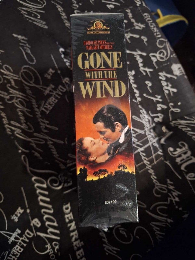 Gone With the Wind (VHS, 1998, Factory Sealed) 207199 - photo 3